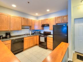 215 Mill St 115, Worcester MA 01602