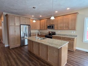 20 Fidelity Drive 10, Rutland MA 01543