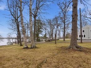16 Norfolk St., Lakeville MA 02347