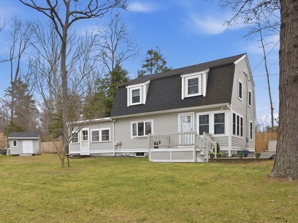 16 Norfolk St., Lakeville MA 02347