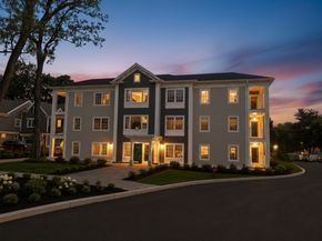 93 Bedford Street 101, Lexington MA 02420