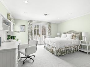 65 Woodcliff Rd, Wellesley MA 02481