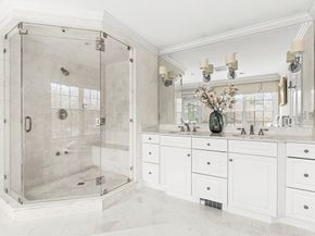 65 Woodcliff Rd, Wellesley MA 02481
