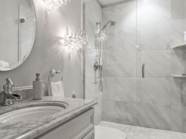 42 8th St 4106, Boston MA 02129