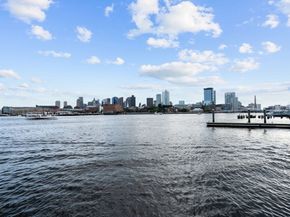 42 8th St 4106, Boston MA 02129