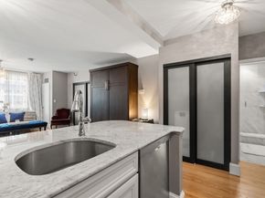 42 8th St 4106, Boston MA 02129
