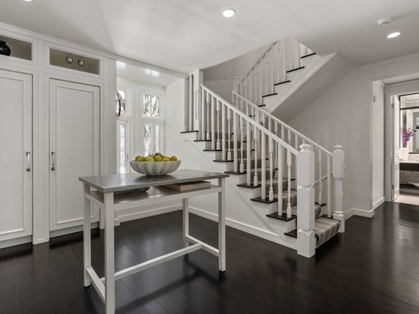 1014 Boylston St, Brookline MA 02467