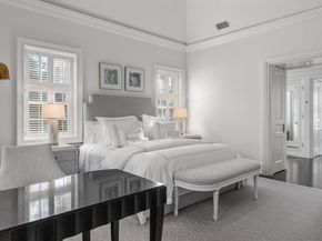 1014 Boylston St, Brookline MA 02467