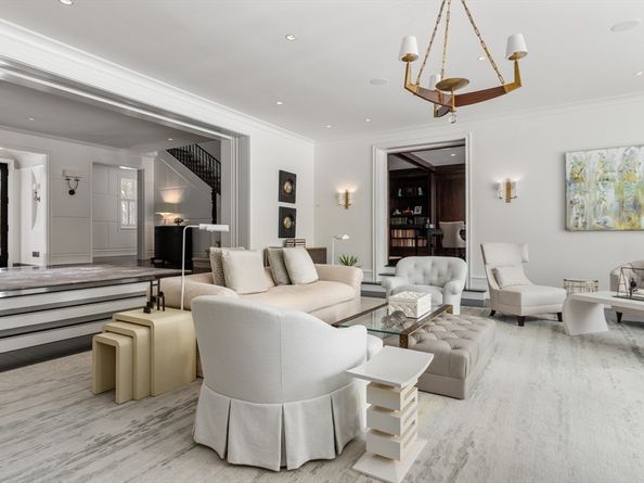 1014 Boylston St, Brookline MA 02467