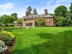 1014 Boylston St, Brookline MA 02467