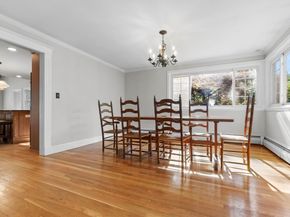 17 Topsfield Rd, Wenham MA 01984