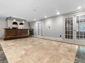 17 Topsfield Rd, Wenham MA 01984
