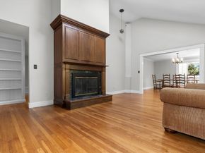 17 Topsfield Rd, Wenham MA 01984