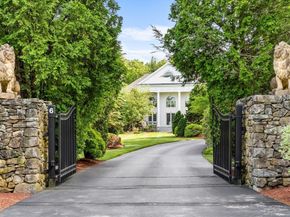 6 Steel Rd, Hopedale MA 01747