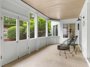 6 Steel Rd, Hopedale MA 01747