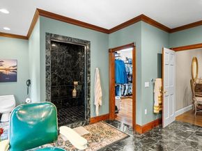 6 Steel Rd, Hopedale MA 01747