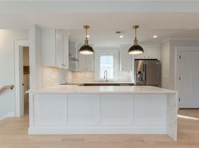 66 Farquhar St 1, Boston MA 02131