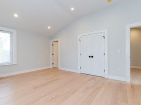 66 Farquhar St 1, Boston MA 02131