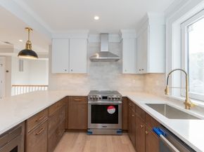66 Farquhar St 1, Boston MA 02131