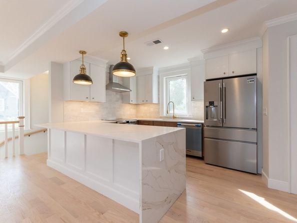 66 Farquhar St 1, Boston MA 02131