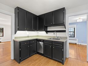 9 Common St 3, Quincy MA 02169