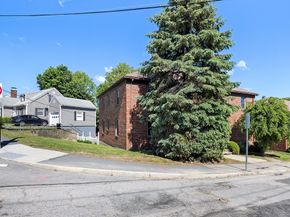 9 Common St 3, Quincy MA 02169