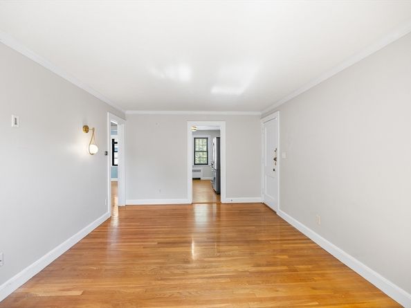9 Common St 3, Quincy MA 02169