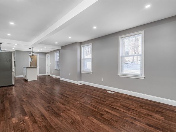 70 Sanborn Street, Fitchburg MA 01420