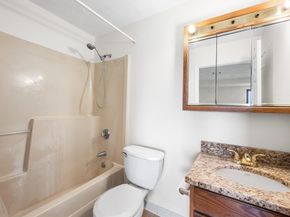39 Parlin St 503, Everett MA 02149