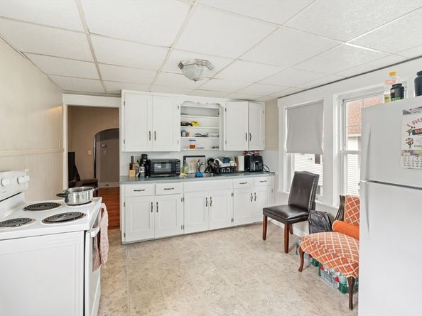 381 Main St, Leominster MA 01453
