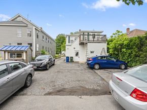 381 Main St, Leominster MA 01453