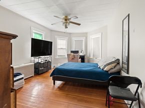 381 Main St, Leominster MA 01453