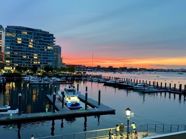 300 Pier 4 Blvd 3B, Boston MA 02210