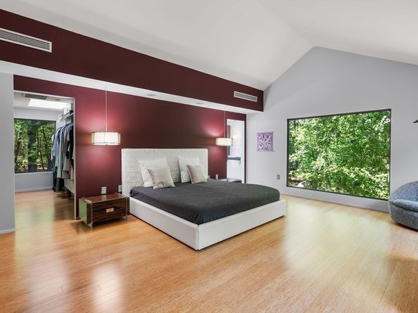 169 Hickory Rd, Weston MA 02493