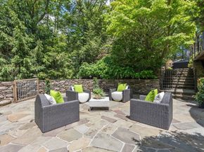 169 Hickory Rd, Weston MA 02493