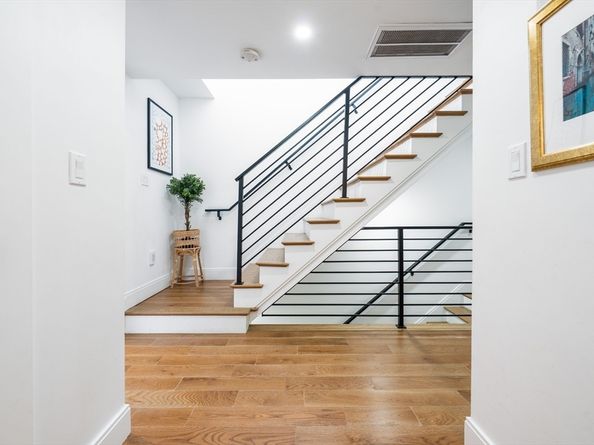 16 Walker St 16, Medford MA 02155