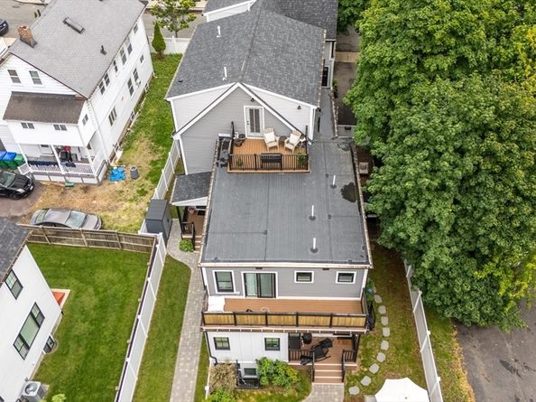 16 Walker St 16, Medford MA 02155