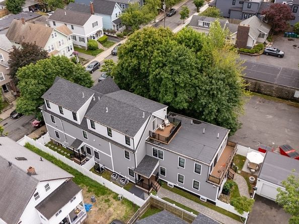 16 Walker St 16, Medford MA 02155