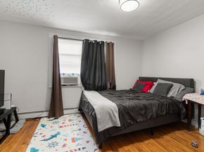 4 Warren Ave, Chelsea MA 02150
