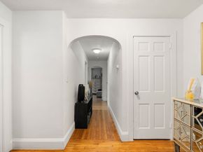 4 Warren Ave, Chelsea MA 02150