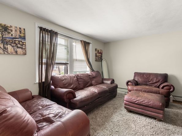 4 Warren Ave, Chelsea MA 02150