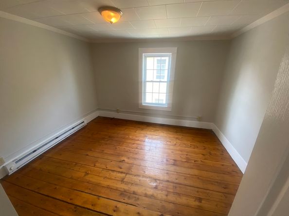 27 Lyon, Worcester MA 01604
