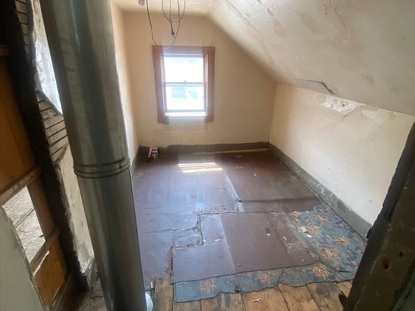27 Lyon, Worcester MA 01604