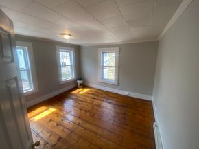 27 Lyon, Worcester MA 01604