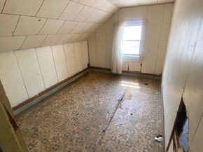 27 Lyon, Worcester MA 01604