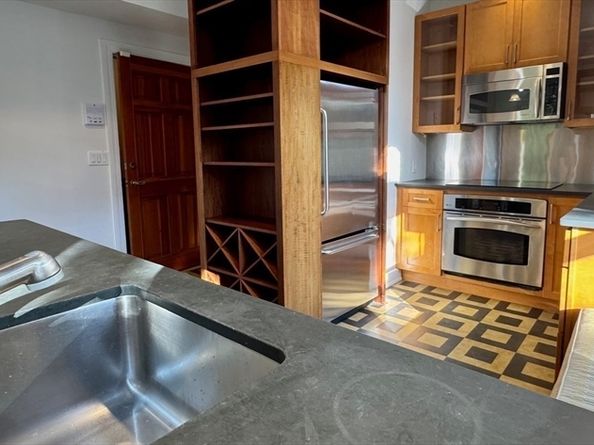 159 St. Botolph St. 3, Boston MA 02115