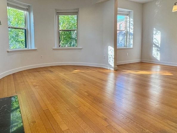 159 St. Botolph St. 3, Boston MA 02115