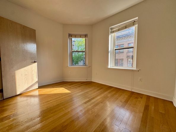 159 St. Botolph St. 3, Boston MA 02115