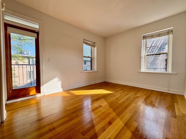 159 St. Botolph St. 3, Boston MA 02115