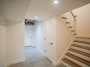 182 Merrimac St 1, Newburyport MA 01950